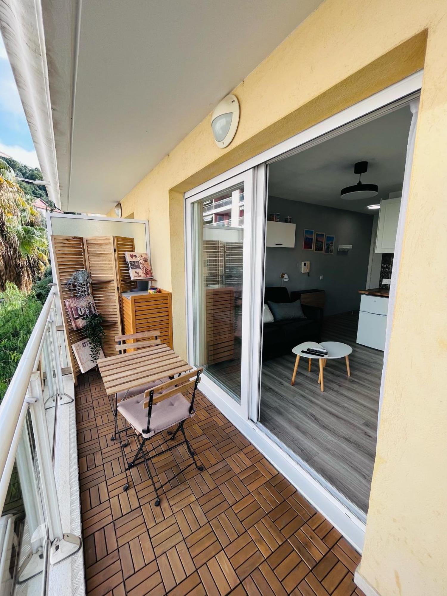 Studio Terrasse Et Parking Prive Nizza Exterior foto